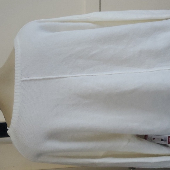 NWT Vince Camuto Soft V Neck White Color Paradox Sweater Size XL - Picture 4 of 10